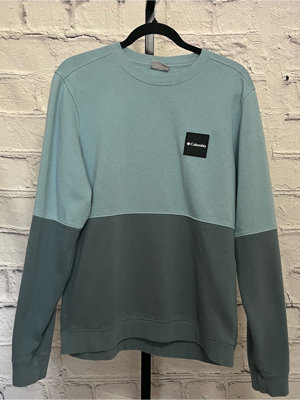 Columbia Men’s Two-Tone Crewneck Sweatshirt - Seafoam/Slate Blues